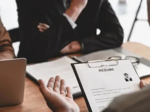 Read more about the article Apa itu Walk-in Interview? Cek Jawabannya di sini